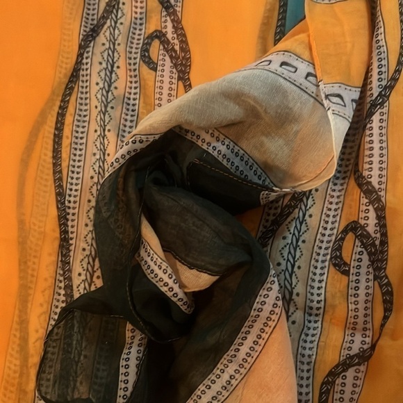 🧣One-piece wraps 34x2=68 length wide 27 inches BOHO cape lightweight - Picture 1 of 8